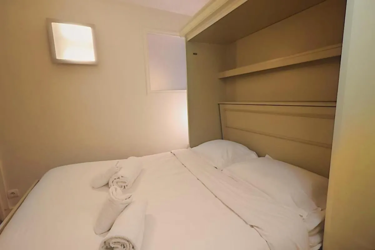 Apartment Appartement L'Etang Cannes Pointe Croisette France